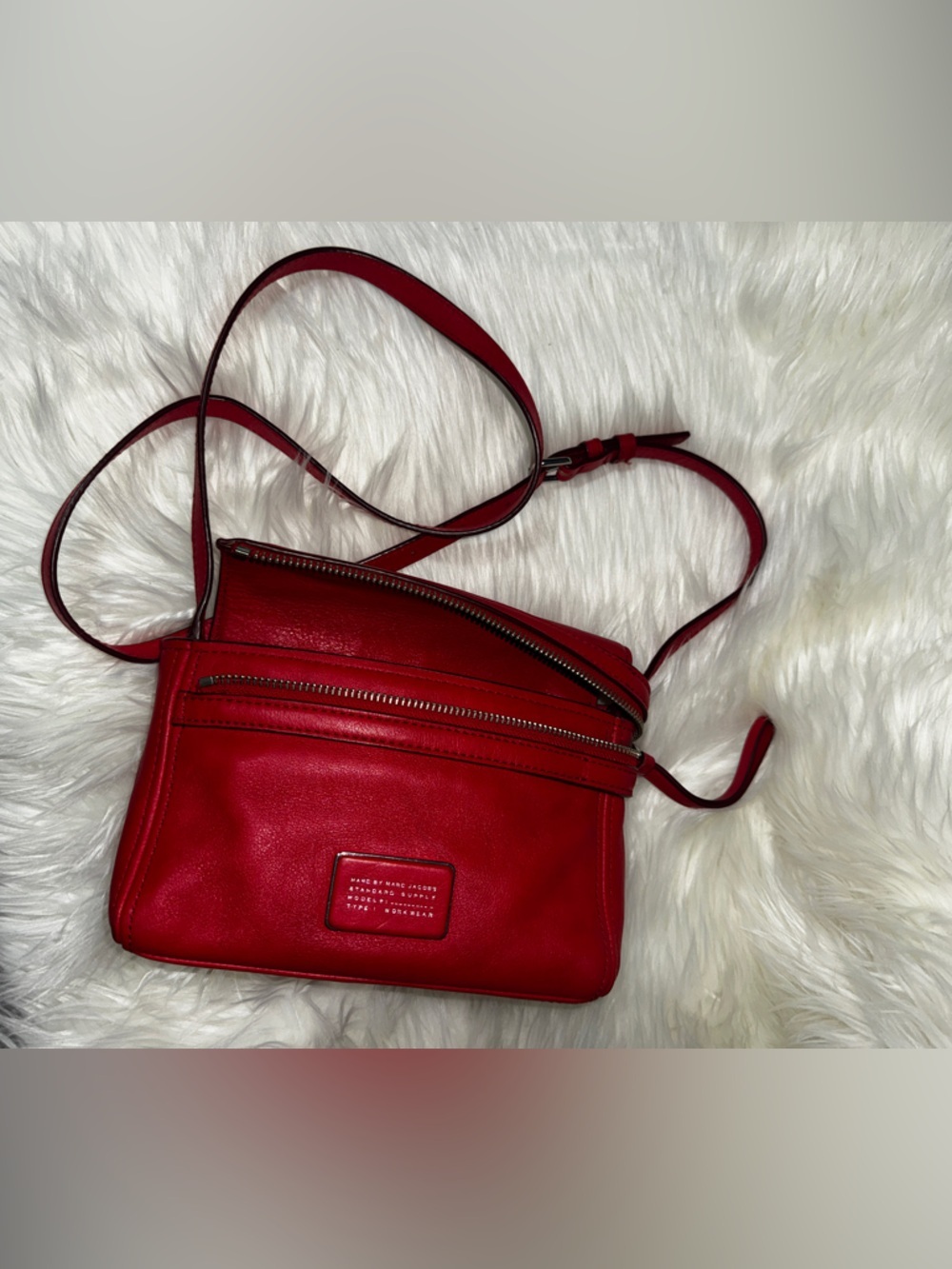Marc Jacob -red leather crossbody purse